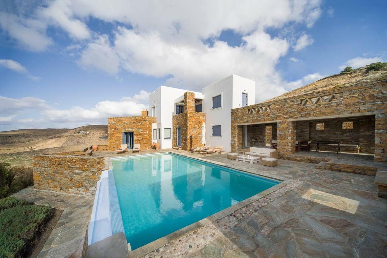 Luxury Cycladic Villa-Enjoy Infinity Pool Sunsets Κούνδουρος Εξωτερικό φωτογραφία